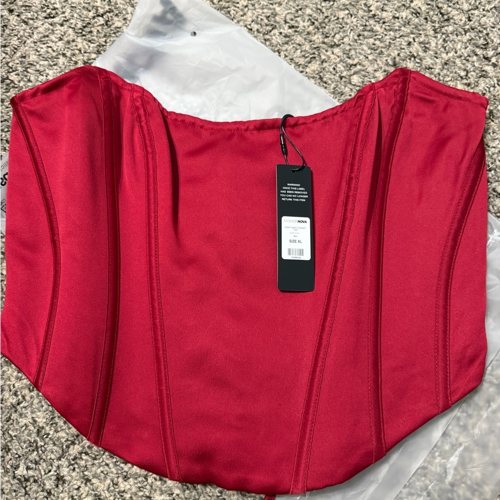 Fashion Nova 2 new tops never used them xl white and red corset tops